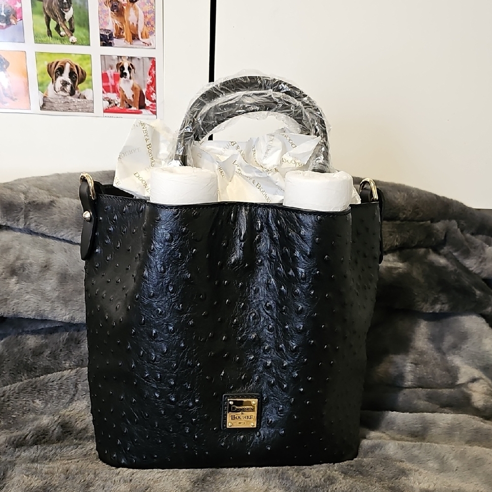 Dooney& Bourke Ostrich Barlow